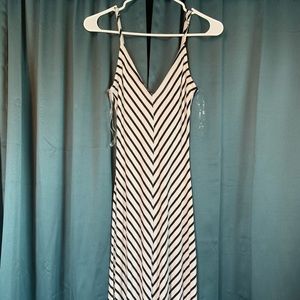 V stripped Maxi Dress